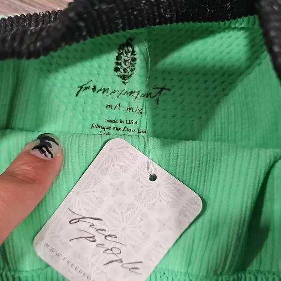 Free People Prajna Seamless Shorts Sz M/L - Picture 2 of 8